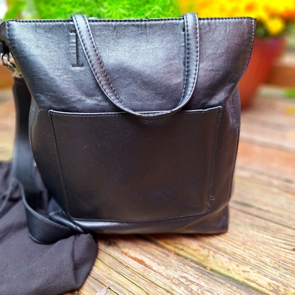 DKNY Purse Shoulder Strap included with hand straps in all Black - Picture 4 of 5